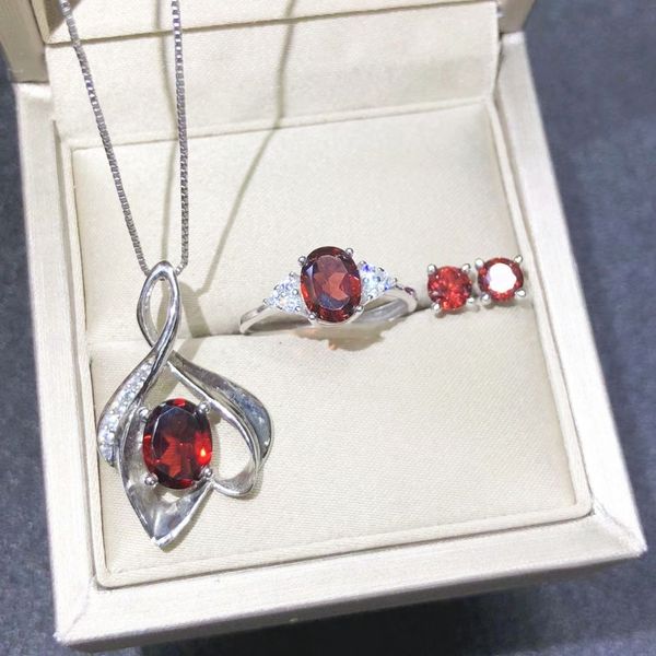 

vintage real natural garnet ring stud earrings pendant necklaces chain 45cm 925 sterling silver fine jewelry sets for engagement, Black