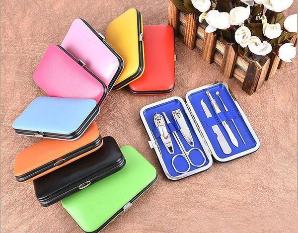 

6 pc nail clipper kit ci or tweezer knife ear pick utility manicure et tool random color ak074