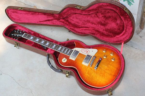 

Factory wholOKale Top quality Custom Shop NEW Standard Sunburst Electric Guitar with hand case -149-17