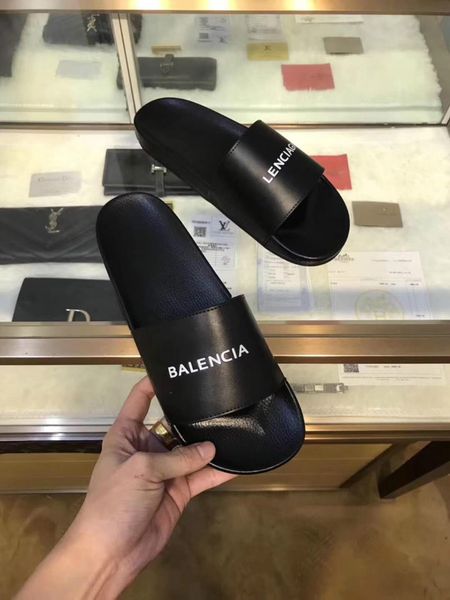 

Ba lenciaga 2018 High Quality Luxury Brand Designer Men Summer Rubber Sandals Beach Slide Fashion Scuffs Slippers Indoor Shoes Free Deliver