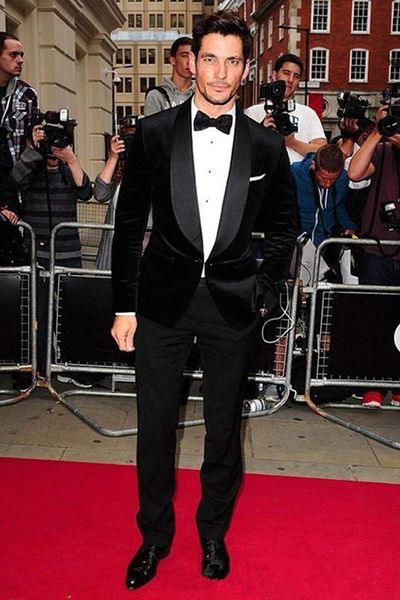 

новый модный жених смокинги женихов черный бархат шаль отворот лучший костюм свадебный мужской пиджак костюмы (куртка+брюки+галстук) 654, Black;gray