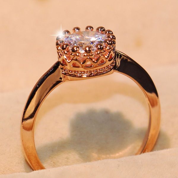 Tamanho 5-10 Top vendendo marca desgin jóias de moda 10kt rosa ouro enchido rodada corte branco topázio cz diamante gemstone mulheres anel de coroa