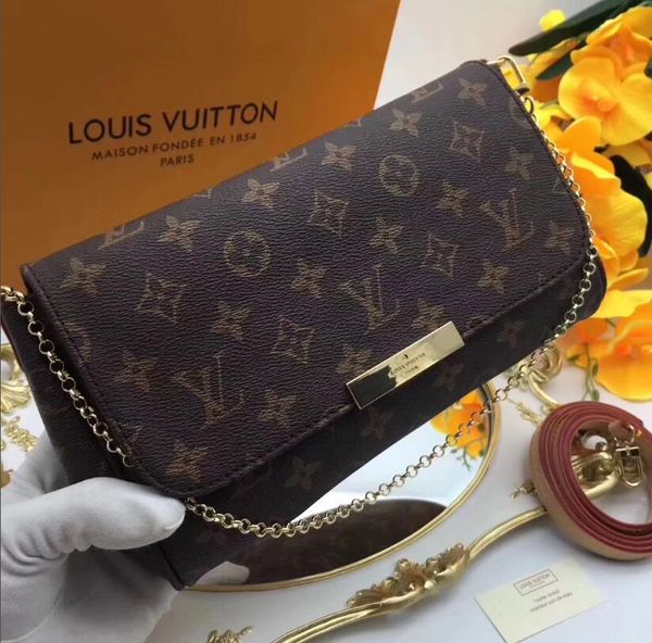 

18 female new chain bag fa hion wild diagonal leather diagonal cro houlder houlder bag pur e po tage