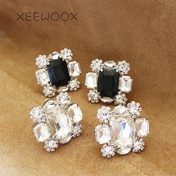 

snowflake big black white crystal statement stud earring hyperbole party woman focus stud earring xeewoox design creative gift, Golden;silver