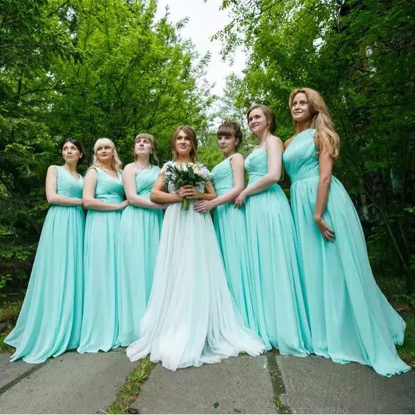 

Pleated Chiffon Country Bridesmaid Dresses Mint Green 2018 Floor Length Wedding Bridesmaid Dress Long Party Dresses