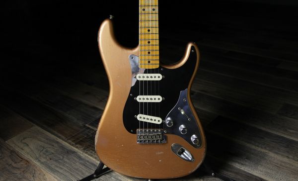 

custom shop namm display builder's select todd krause 50s control plate relic electric guitar aged copper or white finish