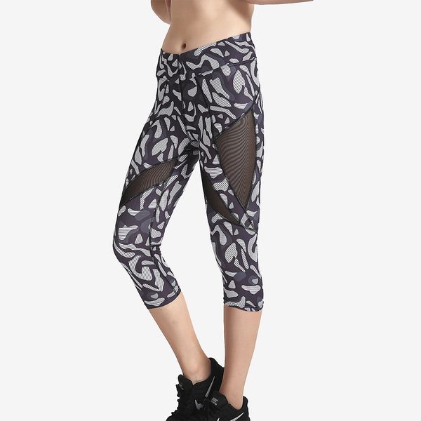 

jigerjoger 2018 spring new black grey leopard print side mesh patches women yoga capris shorts leggings drop shipping, White;red