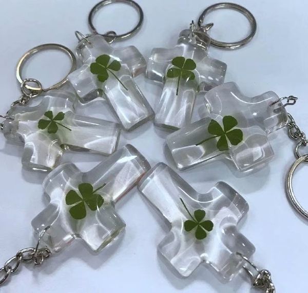 

yqtdmy 5 pcs personalized hand cross design four leaf clover charming keychain, Slivery;golden
