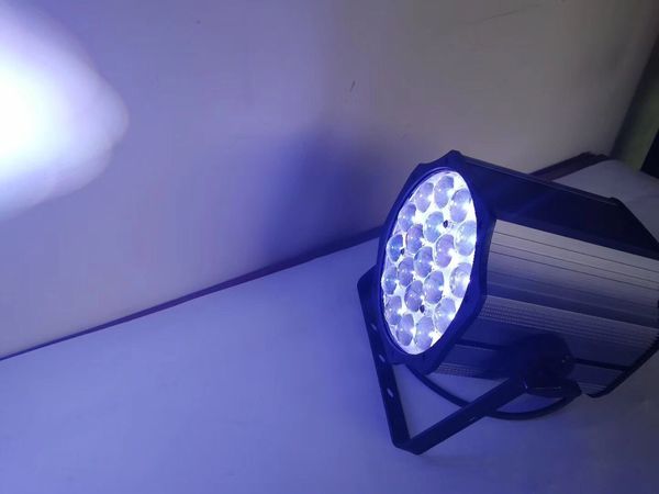 Концертный этап Освещение 19 * 10 Вт RGBW 4in1 Zoom PAR LED Light Par64 Par может увеличить