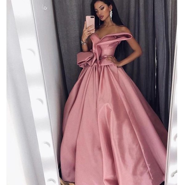 

Pretty A-Line Celebrity Prom Dresses Fashion Sweetheart Sleeveless Pleats Ruched Satin Party Dress Glamorous Saudi Arabia Evening Dresses