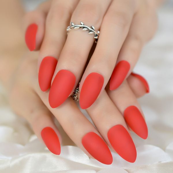 

24 nails amazing nail art design tips delicate eraser feeling flash red false nails almond shape diy pointed manicure, Red;gold
