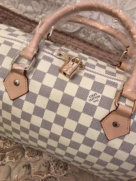 

2018 quality women me enger bag cla ic tyle fa hion bag women bag houlder bag lady tote handbag cm with houlder trap v bag 30cm