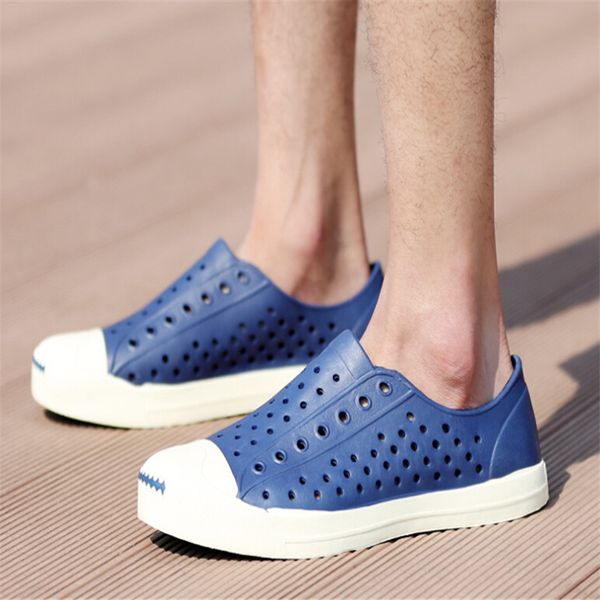 

summer teen beach shoes anti-skid hole shoes bird's nest korean sandals student leisure slippers men's hollow shoes, Black