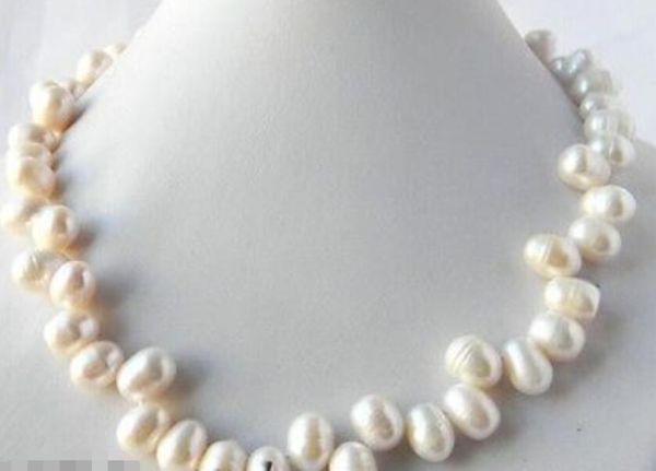 

>>>>17 inch white baroque teardrop freshwater pearl necklace, Silver