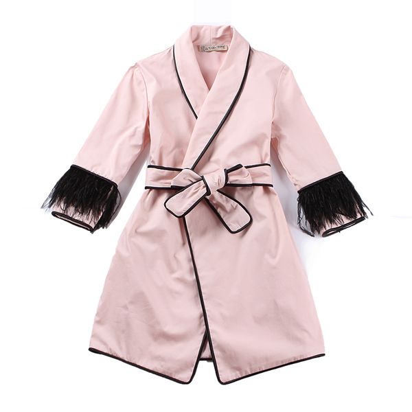 

le palais vintage 2017 winter stylish vintage ostrich hair sleeve pajama warm coat women stiff trench shell fabric, Black