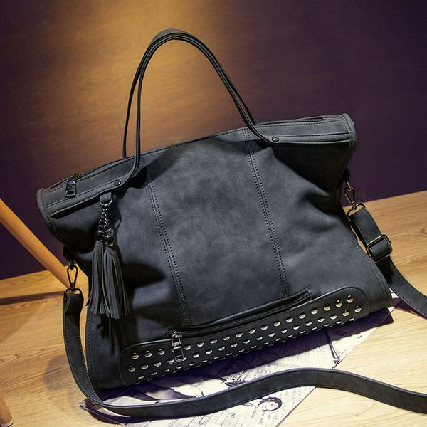 

fashion designer rivet handbag black women leather handbags tassel women messenger bag larger crossbody bag