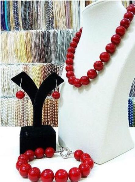 Grazioso set di orecchini con collana di perle dei mari del sud rosso corallo da 12 mm