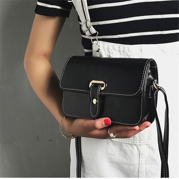 

2019 new autumn and winter handbags korea retro wild belt buckle small square bag lady shoulder diagonal small bag