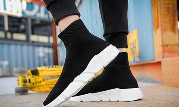 

2018 New Luxury Brand Men Women Casual Sport Shoes Slip-on High top Black Red elastic fabric Stars Unisex Zapatillas Sneaker Trainers 36-45