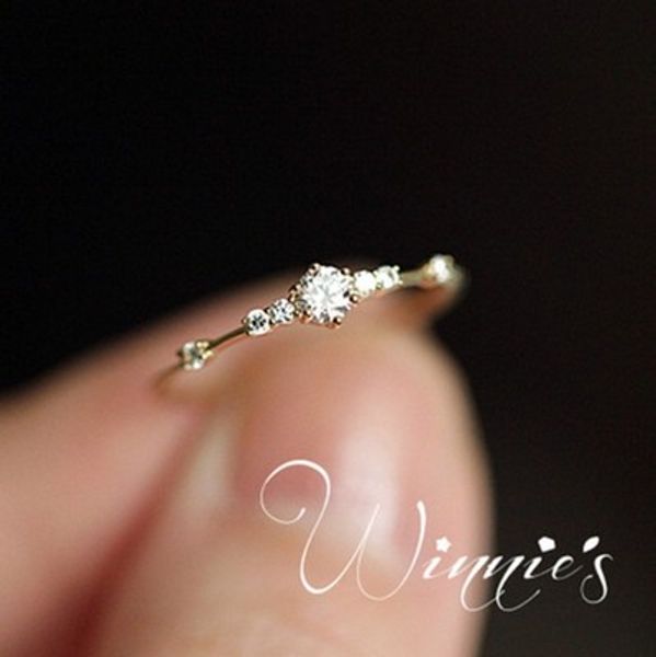 

2018 7 tiny diamond pieces of exquisite small fresh style ladies engagement ring jewelry 218