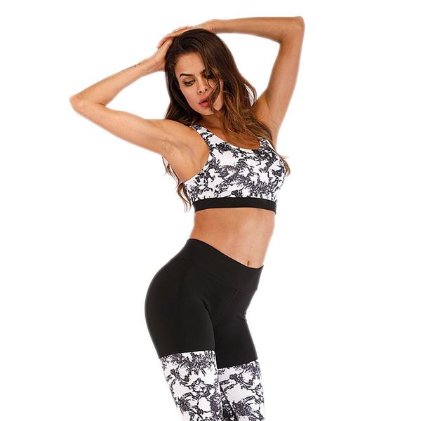 

yoga fitness piecing suit set moisture perspiration resistance for women fitness sport suit women sportswear (with chest pad, White;red
