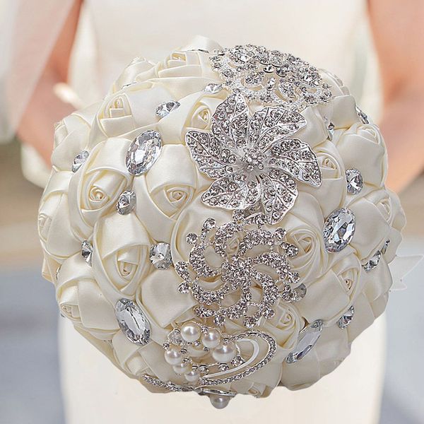 

2018 Elegant Wedding Flowers Bridal Bouquets Artificial Wedding Bouquet Crystal Pearls buque de noiva Brooch
