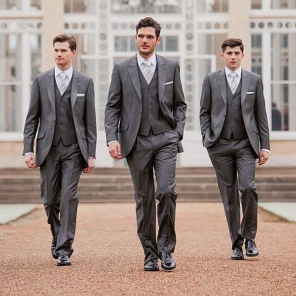 

custom made new arrive fashion style groomsmen suits tuxedo one button two-piece suit tuxedo & suits (jacket+pants+vest, White;black