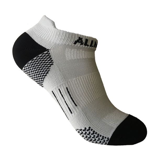

fashion letter men athletic socks sport basketball socks male spring summer breathable running mesh socks black