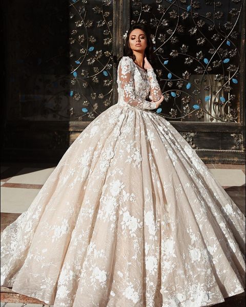 

luxury arabic dubai 2019 princess lace ball gown wedding dresses scoop neck long sleeves court train wedding dress bridal gowns vestido, White