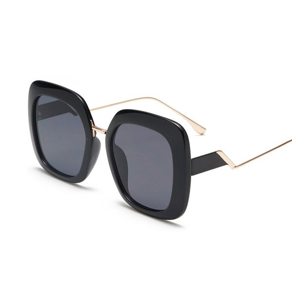 

mimiyou 2018 new brand square sunglasses women oversized luxury vintage fashion eyeglasses lady sun glasses shades oculos, White;black