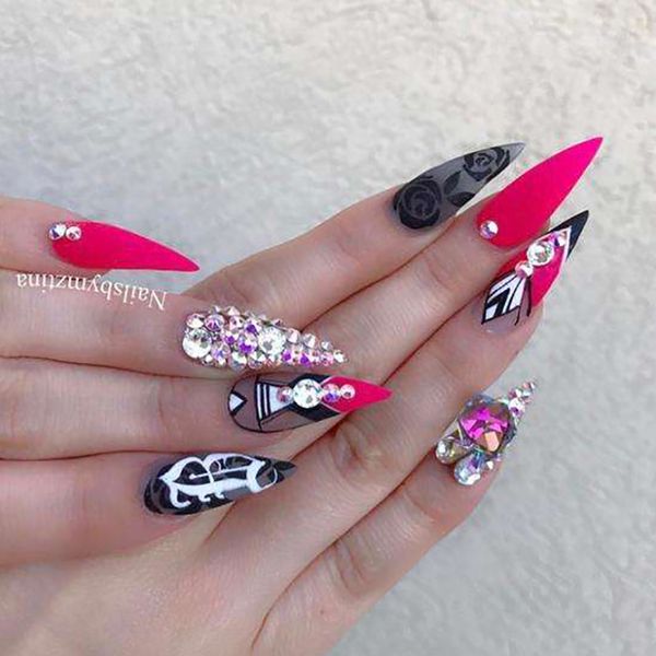 

Ложные ногти 500pcs / Box Три цвета Украшение для ногтей False Fake Nail Gel Paint Красивые наклей