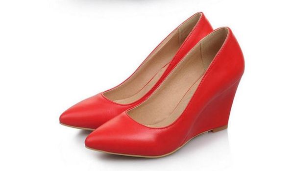 

send 2018 spring and autumn pointed end shallow mouth single shoes female wedding shoes slope heel, Black