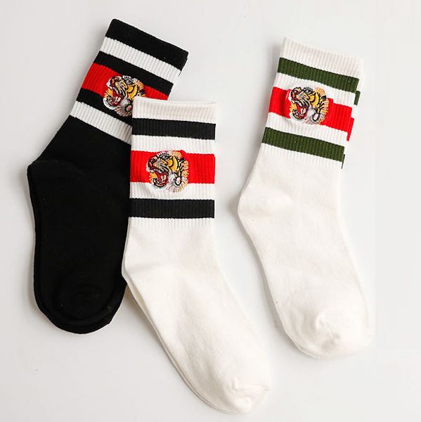 

3pair tiger embroideried ock fa hion brand breathable port ock men ca ual ock for outdoor athletic tocking, Black