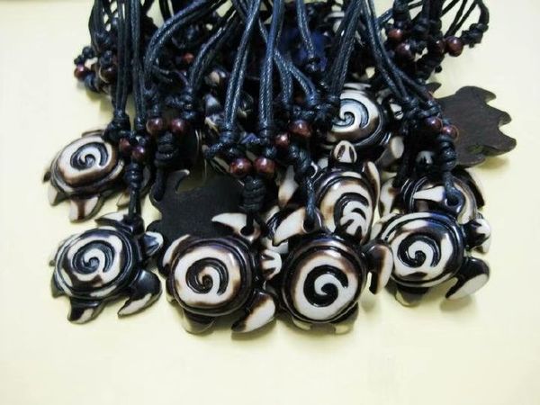 

yqtdmy 5 pcs vintage tribal imitation carved turtle pendants necklace amulet, Silver