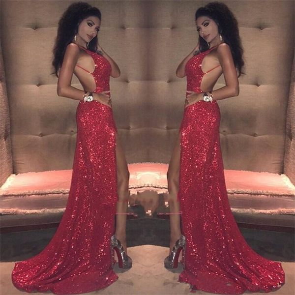 vestiti rossi con spacco