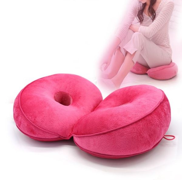 

the multi-functional plush hip seat cushion folded cushion for leaning on hold pillow can receive t4h0194