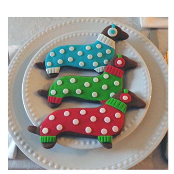 

dachshund dog cookie cutter, real dachshund shape 6" long, Black