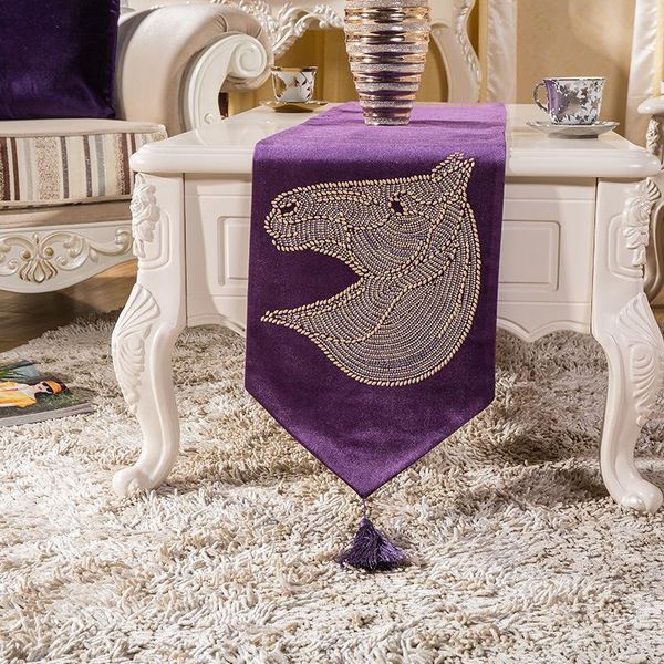 

europe luxurious style table runner with tassel simple style horse head printed easy to clean non-slip heat insulation