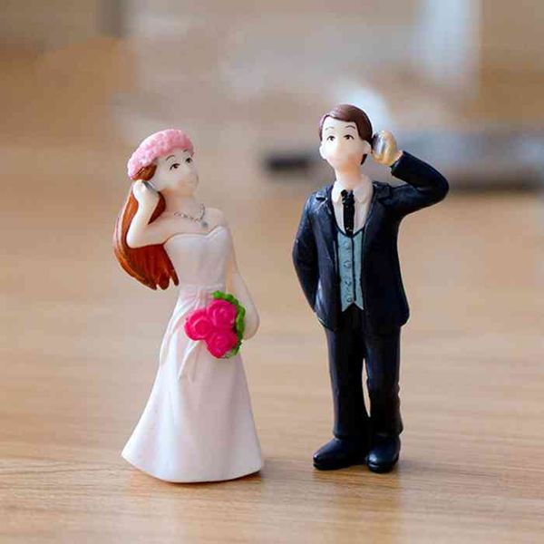 

1pair phone calling lovers miniature couples gnome doll ornament fairy garden moss terrarium deskcrafts decoration diy zakka accessories