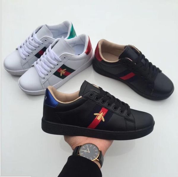 

Men shoes Spring and Autumn 1214New Medium and Large Children Canvas Shoes Boys Little White Shoes Girls Little Bees Leisure Boards 35-44cm