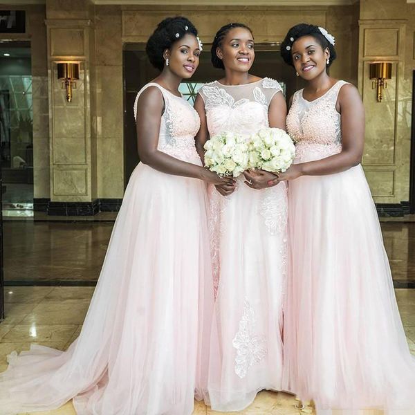 Erröten rosa Brautjungfernkleider Südafrikanische schiere Hals ärmellose Trauzeugin Kleider Tüll Sweep Zug Nigeria Brautjungfernkleid