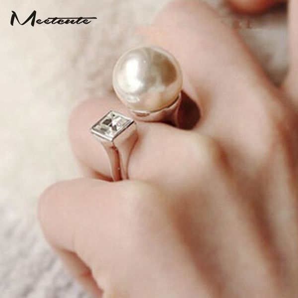 

meetcute new coming white round simulated pearl beads big rings for women luxury adjustable wedding ring female jewelry, Slivery;golden