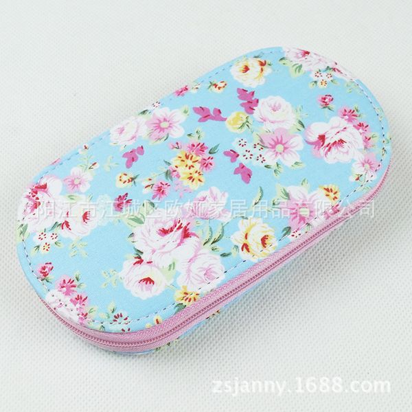 

needle kits, pastoral sewing kits, portable sewing tools, blue shredded kits, Black