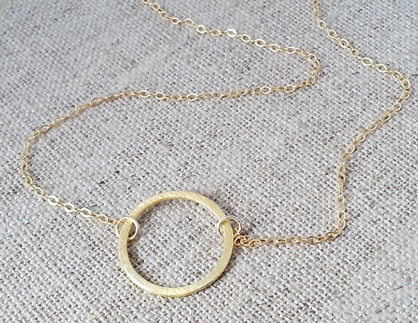 

small hollow round circle necklace pendant unique charming geometric ladies silver gold-plated lucky woman mother men's family gifts je