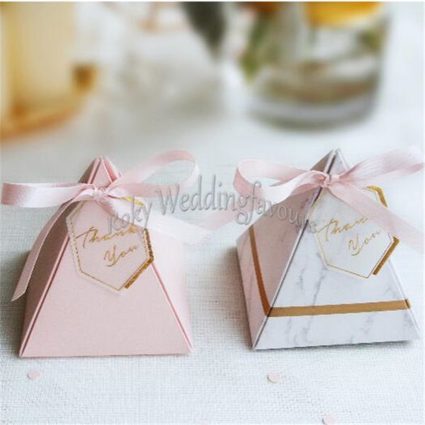 Frete Grátis 50 PCS Pirâmide Mármore Caixas de Favor de Casamento Caixas de Bombons Do Partido Caixa de Chocolate Doce Suprimentos Favor Holders w / Tag n Fitas