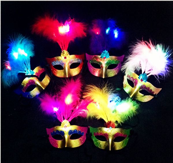 Maschere mascherate a mezza faccia Maschera di piume leggere a led Maschera da ballo veneziana di Halloween Vestire all'ingrosso