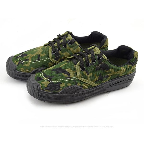 

2018 new men camouflage waterproof breathable comfortable outdoor sport shoes moutain climbing male hiking shoe 35-45