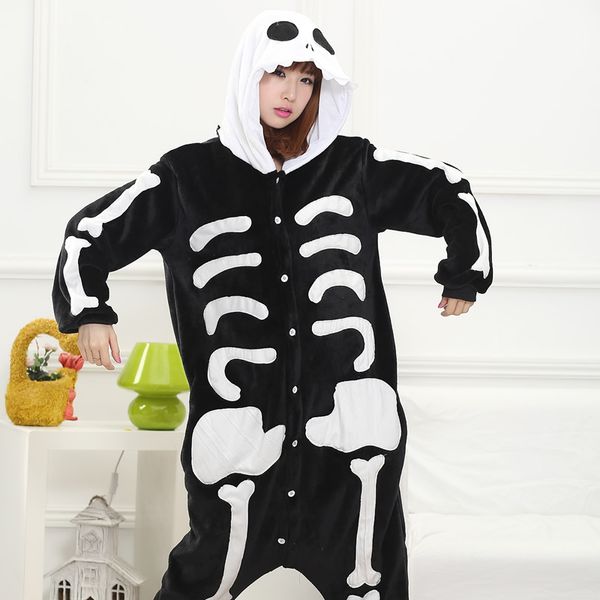 

2016 autumn and winter paragraph flannel cartoon animals cute skull pajamas for women hooded pajama sets, Black;red