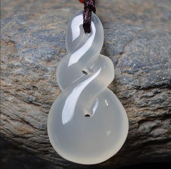 

4x2cm natural clear fine carved cute lucky jade agate chalcedony pendant necklace fashion jewelry for woman and man, Silver