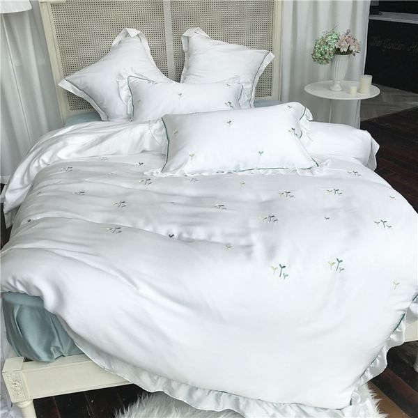 

comforter bedding sets 60s tencel cotton cotton bed sheets small fresh embroidery wedding bed cover housse de couette linen